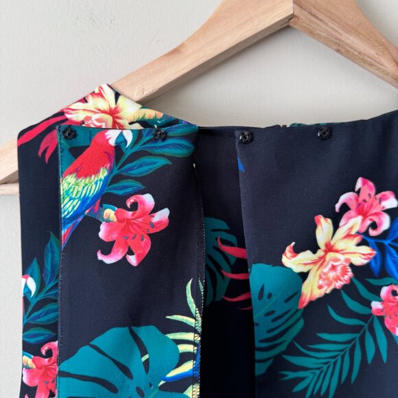 Simons | Contemporaine Sleeveless Tropical Floral Jumpsuit - Size 14 - Picture 6 of 16